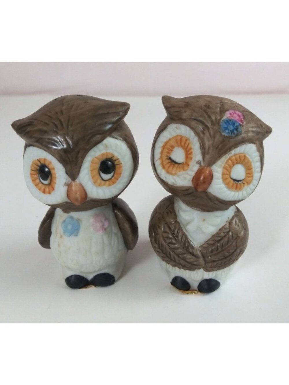 Vintage 1960s Baby Owl Sweetheart Couple Salt & Pepper Shakers Korea